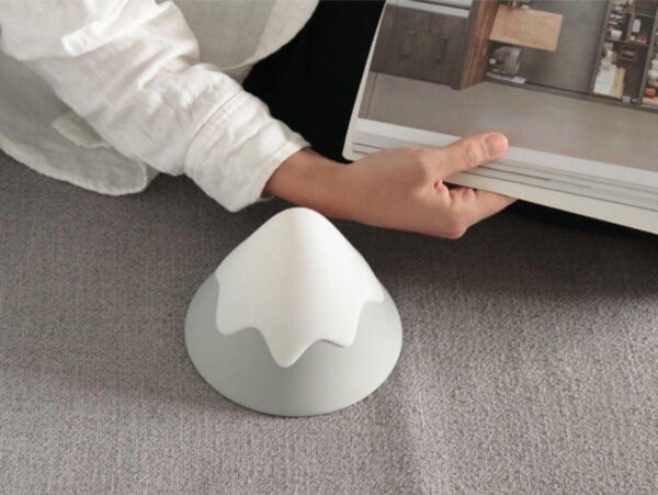 snow mountain lamp